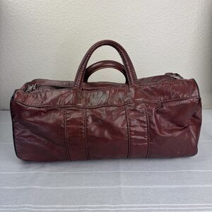 Vintage 80s Wilson Unisex Faux Leather Gym Duffle Gym Overnight Bag E6913 Brown